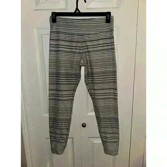 Calvin Klein Pants - NWOT Calvin Klein Leggings